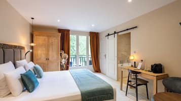 Double Room, Balcony, River View