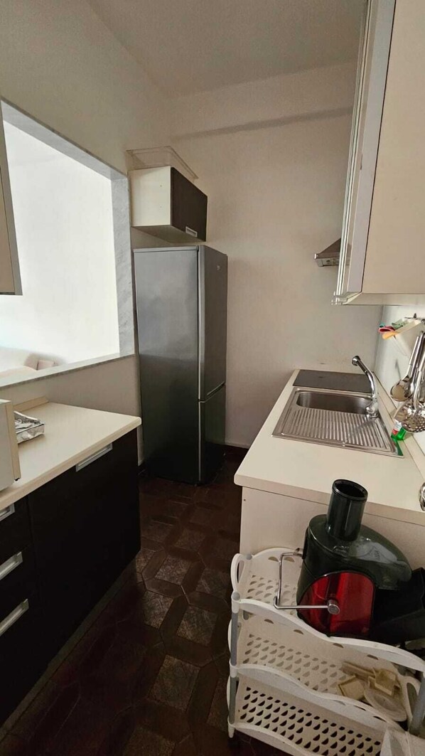 Familienapartment, Balkon, Stadtblick | Innenbereich