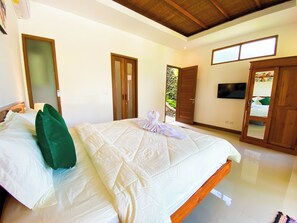 Room, 1 Bedroom, Pool View | Laptop workspace, bed sheets