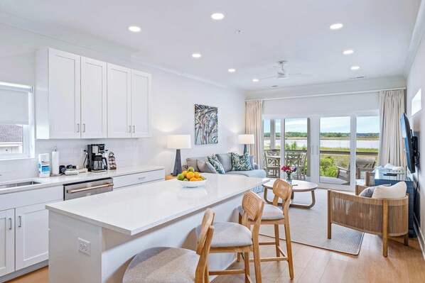 Interior - Dockside Villas @ Winyah Bay Club! (Georgetown)