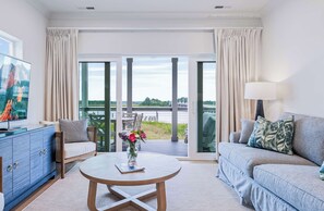 TV, offices - Waterfront Villa with Pool & Boat Slip (Georgetown)