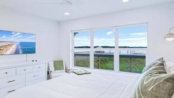 2 habitaciones, tabla de planchar con plancha, cuna de viaje y wifi