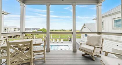 Poolside Villas @ Winyah Bay Club!