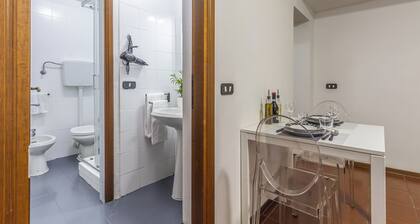 Vacation House| Rua Pioppa| Parking| WiFi| 2 Guests
