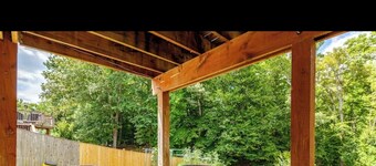 Charming 2-bedroom apartment in welcoming Upper Marlboro with AC