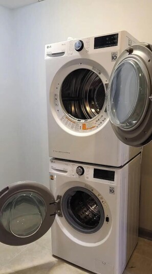 Interior - Charming 2-bedroom apartment in welcoming Upper Marlboro with AC (Upper Marlboro)