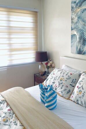 2 室のベッドルーム、WiFi、ベッドシーツ