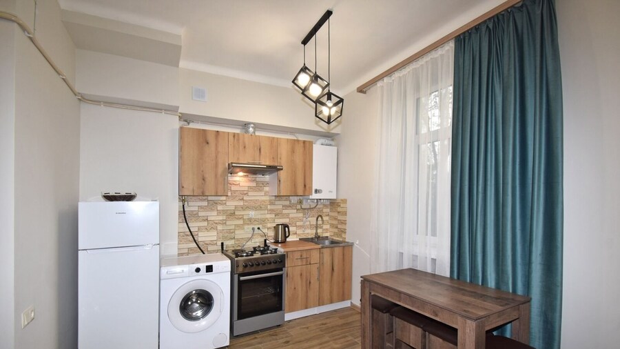 Apartment by Luxe Group AL777