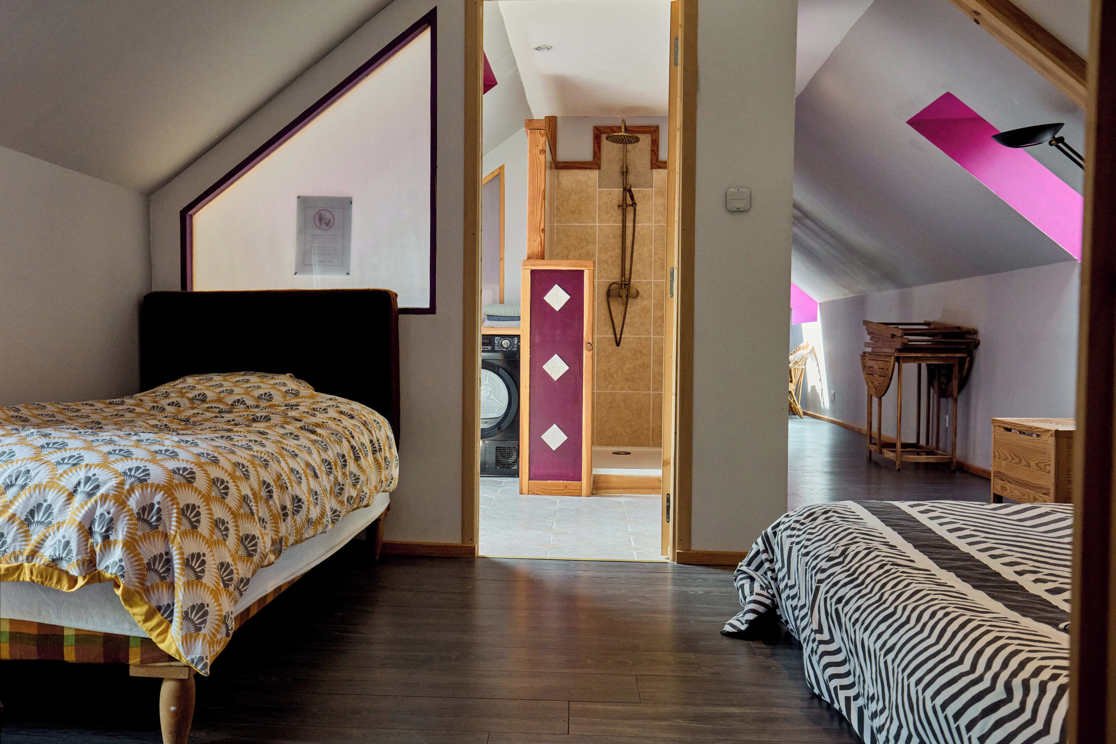 2 habitaciones, acceso a internet y ropa de cama 