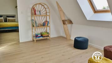 4 habitaciones, cuna de viaje y wifi gratis