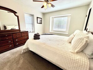 3 bedrooms, WiFi, bed sheets