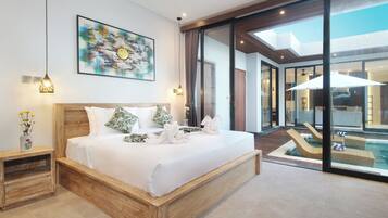 Double Room, Pool View | Pillow-top beds, in-room safe, individually furnished, desk