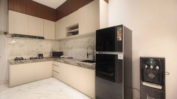 Cafeteira/chaleira, chaleira elétrica