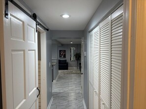 Interior - THE SERENE SPRING HOUSE RETREAT (WASHINGTON)