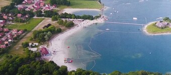 Dat Friesenhuus 2 for 4 persons in Aurich at the bathing lake! Pet friendly!