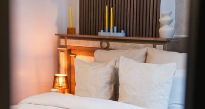 3 Stylish & Comfortable Studios @ Heart of Gent