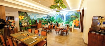 Heliconia Park Hotel & Golf Resort