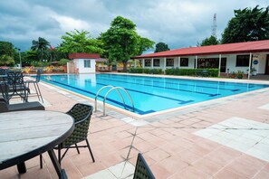 Alberca al aire libre 