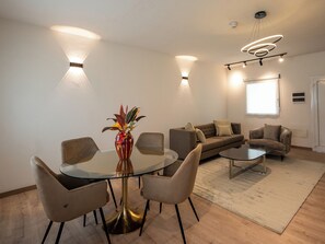 Junior Suite, Garden View | Living area - Heliconia Park Hotel & Golf Resort (Port Harcourt)
