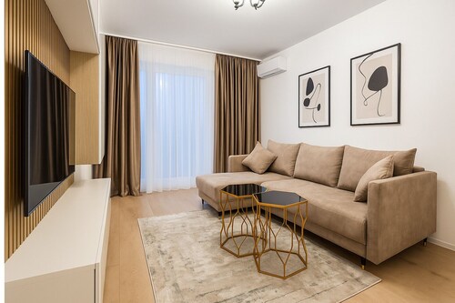 Atria House is a charming 1-bedroom apartment in wonderful Bucuresti with AC