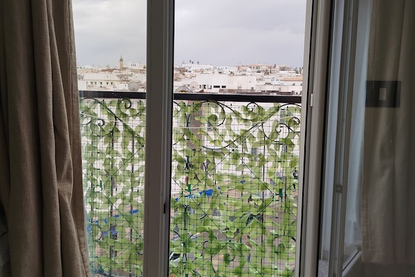 Comfort Room, Balcony, City View | Free WiFi, bed sheets