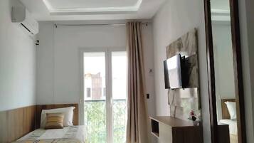 Camera Comfort, balcone, vista città | Wi-Fi gratuito