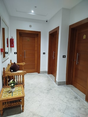 Free WiFi, bed sheets - dar farhat suite hotel (Tunis)