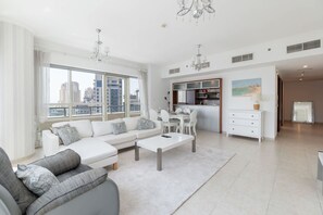 Apartment | 2 bedrooms, Internet - Dubai Marina Sleeps 4 With Marina Views (Dubai)