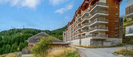 Huoneisto | Ulkopuoli