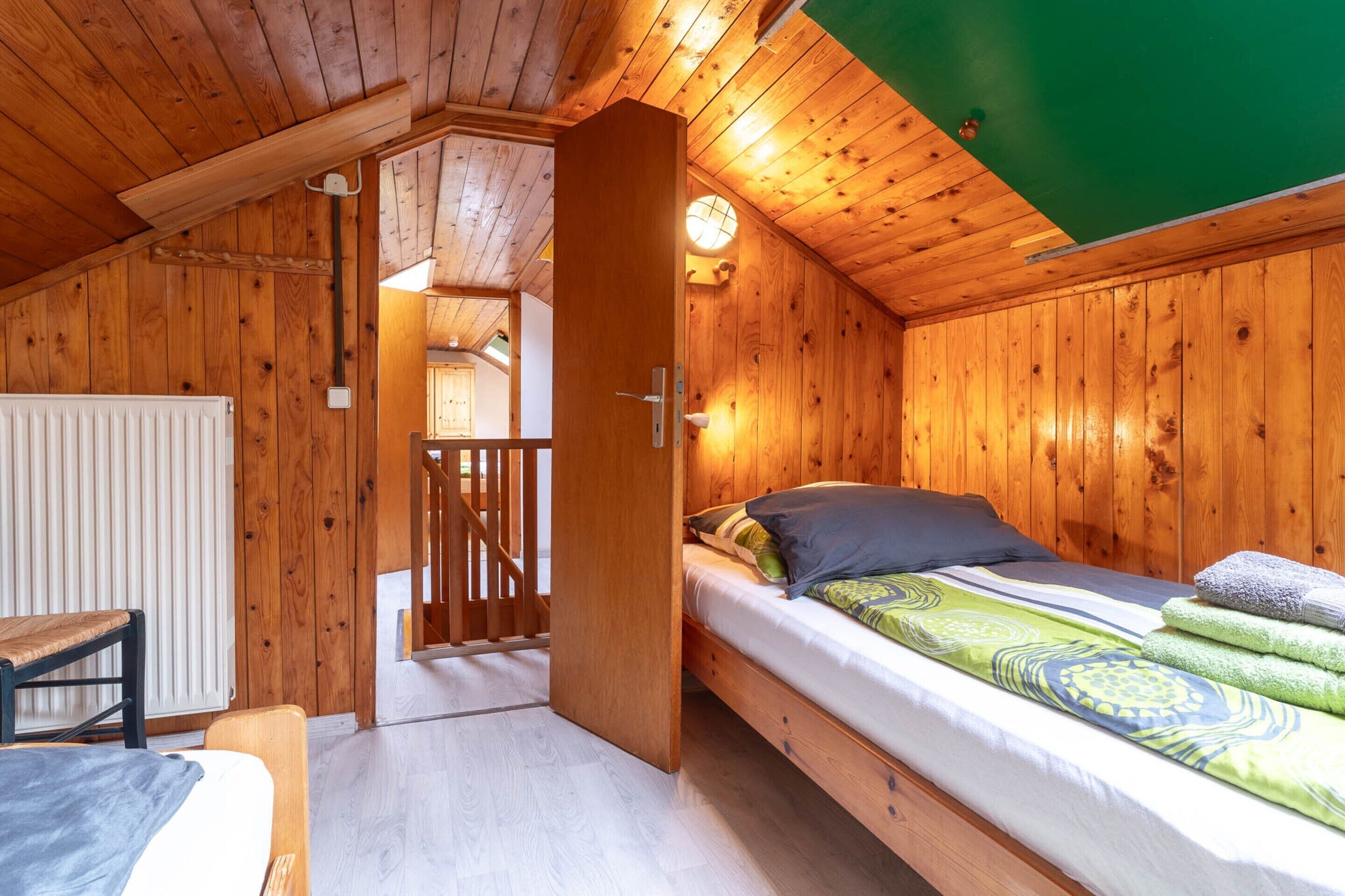 3 bedrooms, individually furnished