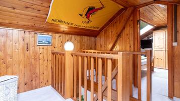 3 bedrooms, individually furnished