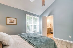 House (2 Bedrooms) | Interior - Home w/ Pet-friendly Yard, 1 Mi to Dtwn Raleigh! (Raleigh)