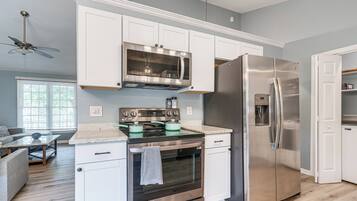 Nhà (2 Bedrooms) | Nội thất