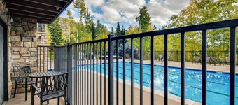 Ski-in/ski-out Condo w/ Patio in Steamboat Springs