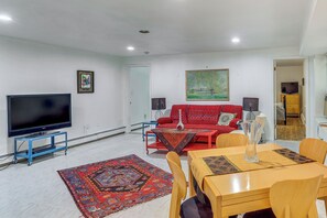 Rumah (2 Bedrooms) | Interior