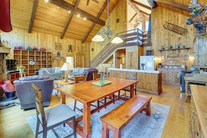 House (3 Bedrooms) | Interior