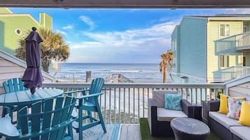 Apartment (2 Bedrooms) | Front of property