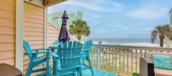 Poolside Fun + Oceanfront Bliss: Kure Beach Haven!