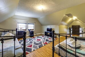 House (4 Bedrooms) | Interior - Walk to University of Cincinnati: Historic Home! (Cincinnati)