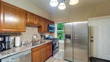 獨棟房屋 (4 Bedrooms) | 住宿內部