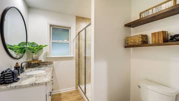 Nhà (2 Bedrooms) | Nội thất