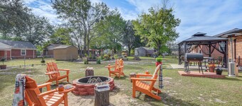 1 Mi to Fort Bragg: Family Home w/ Backyard