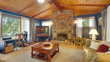 Rumah (2 Bedrooms) | Interior