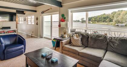 Lakefront Condo w/ Beach Access in Campbellsport!