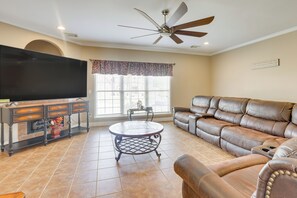 House (4 Bedrooms) | Interior - 8 Mi to University of Alabama: Family Home w/ Yard (Tuscaloosa)