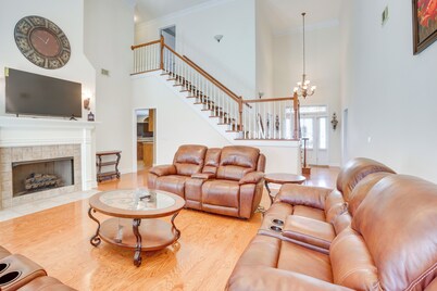 8 Mi to University of Alabama: Family Home w/ Yard