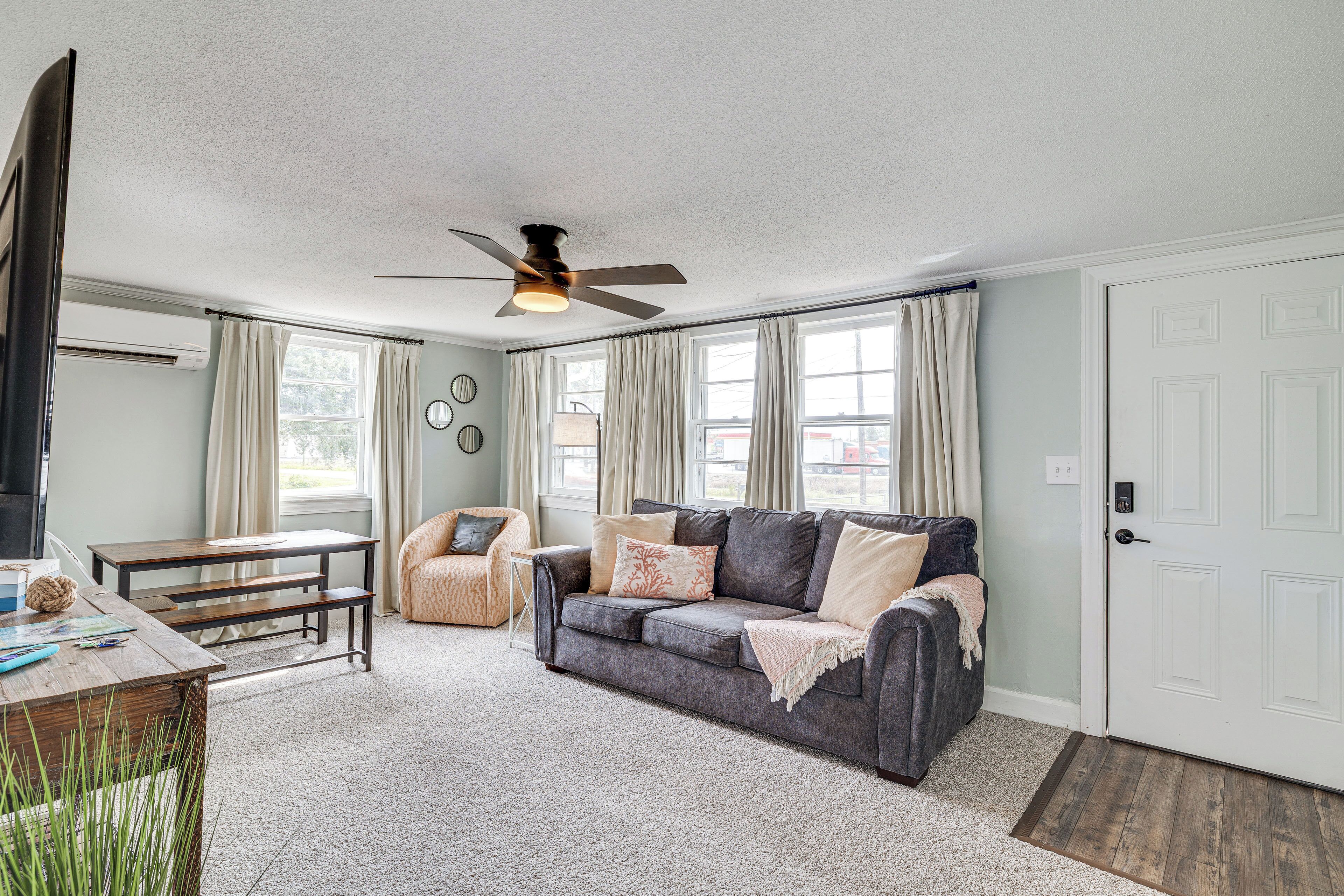 House (2 Bedrooms) | Front of property