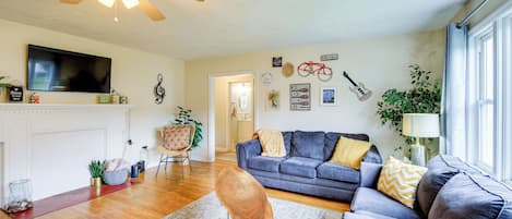 House (3 Bedrooms) | Front of property