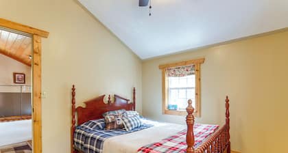 8 Private Acres: Little Mahoning Creek Cabin!