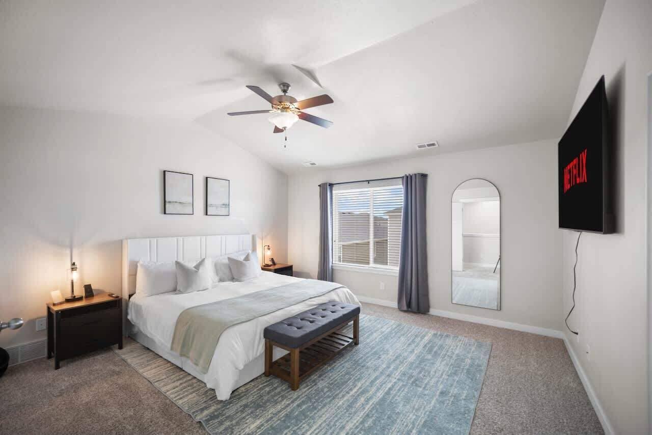 6 室のベッドルーム、アイロン / アイロン台、旅行用ベビーベッド、WiFi